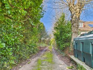 Driveway - click for photo gallery